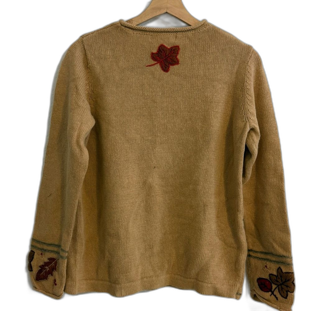Leaf Patterned Sweater - Picture 4 of 6
